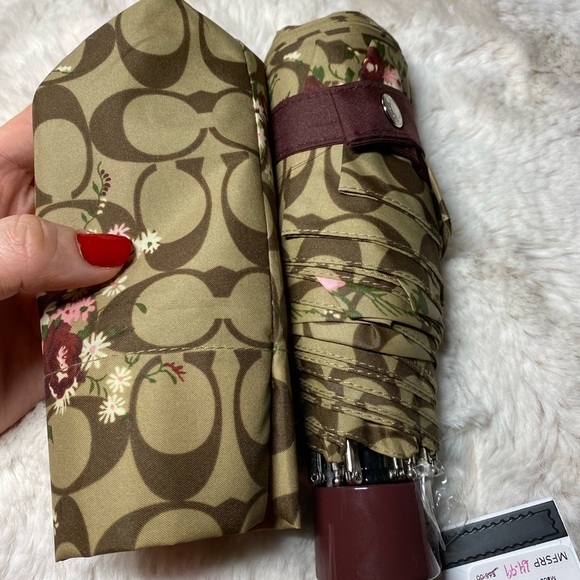 Coach mini umbrella (small! ) - Picture 3 of 4